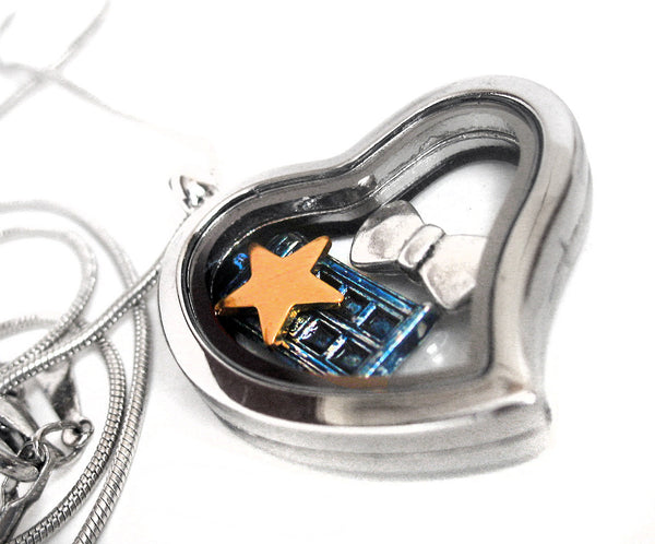 Doctor's Heart - [Doctor Who] Steel Floating Locket – foxwise